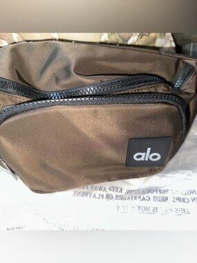 ALO Yoga Expresso belt bag & Fanny Bag & Crossbody Bag